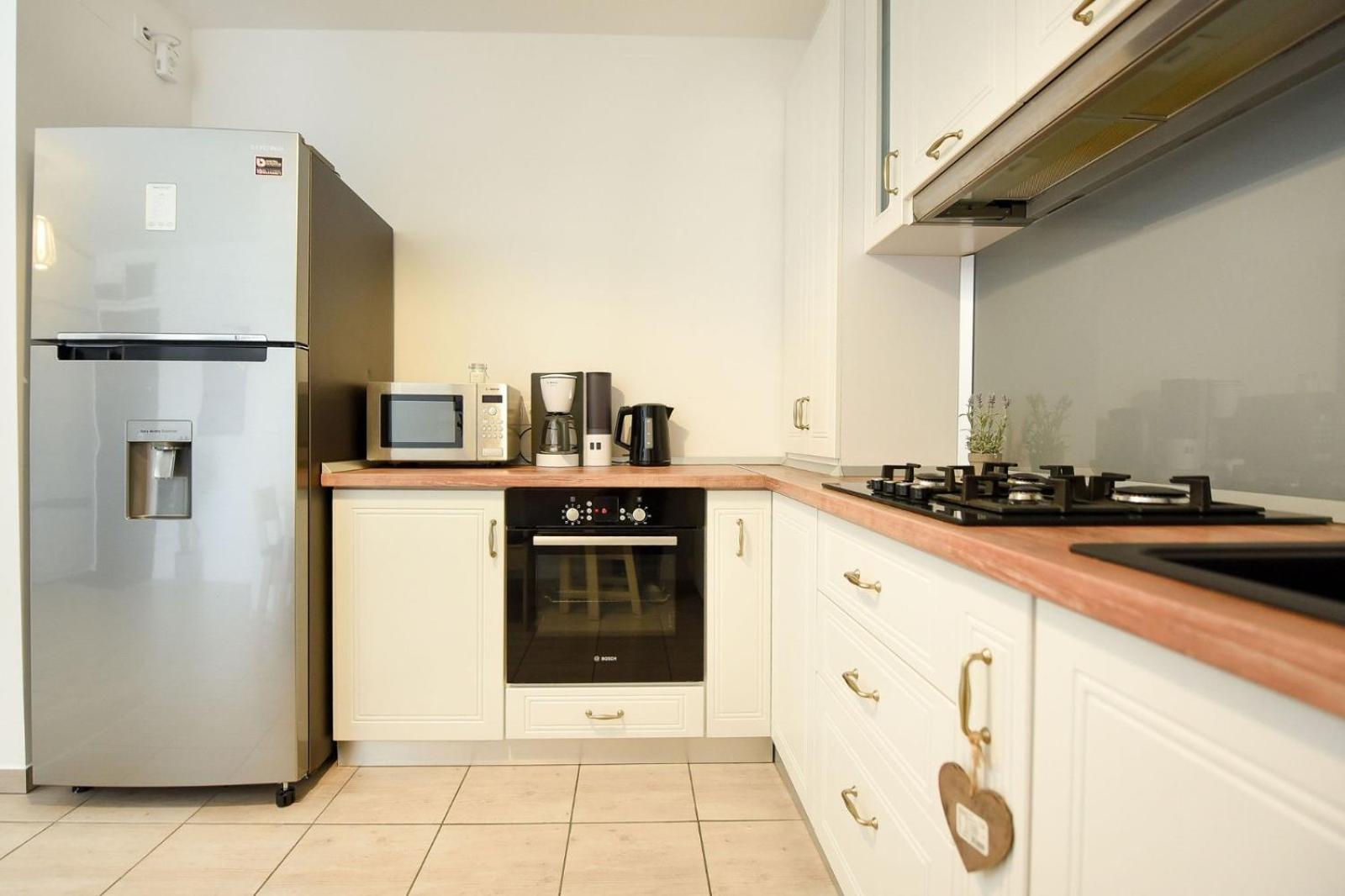 Wonderfull 1Br Aviatiei Apartment Bucharest Exterior photo