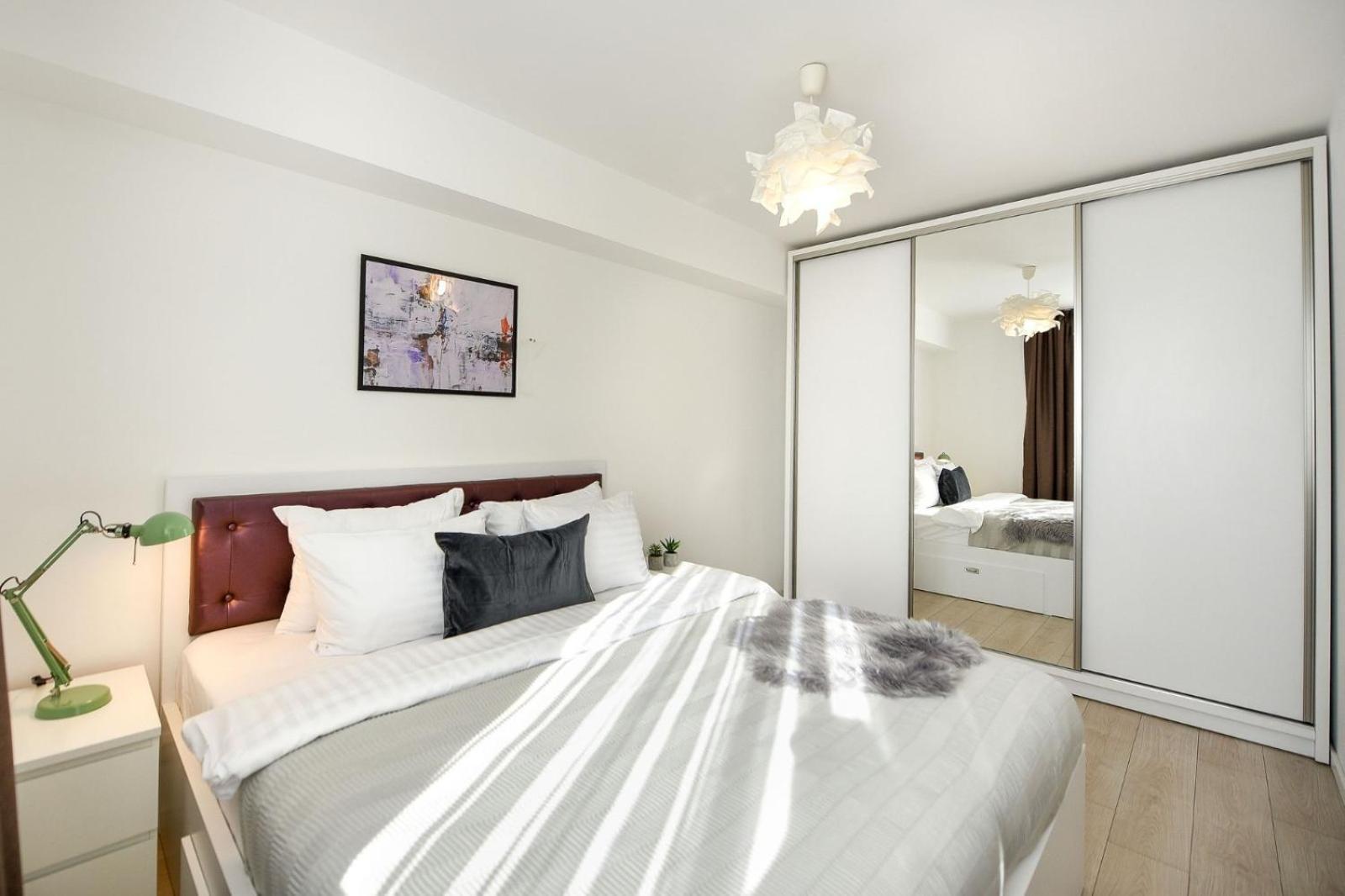 Wonderfull 1Br Aviatiei Apartment Bucharest Exterior photo