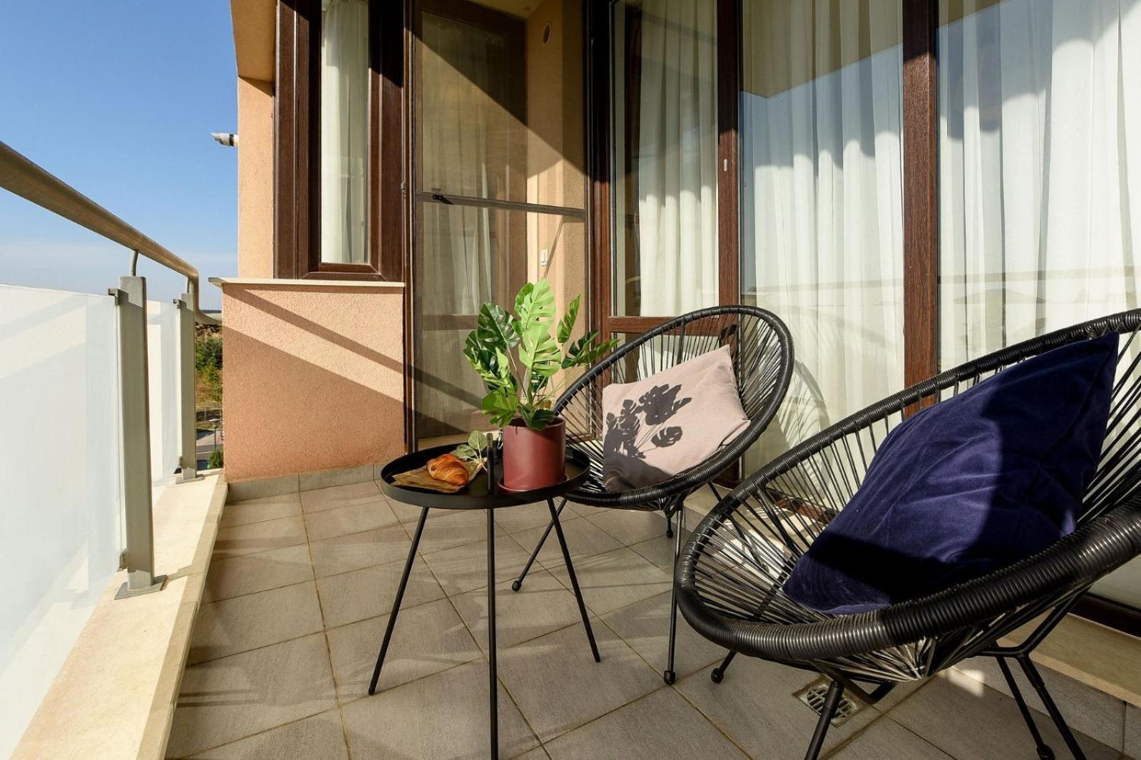 Wonderfull 1Br Aviatiei Apartment Bucharest Exterior photo